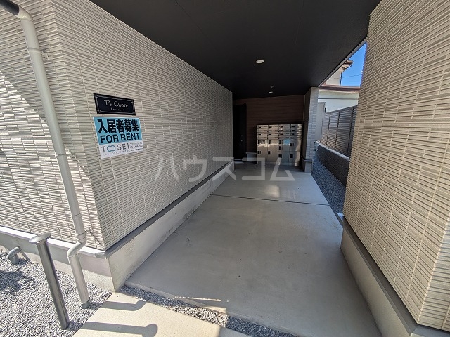29/30 エントランス
