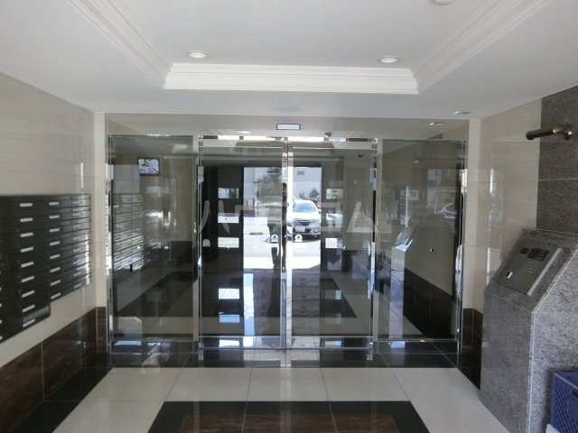 19/22 エントランス