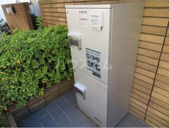 22/30 エントランス