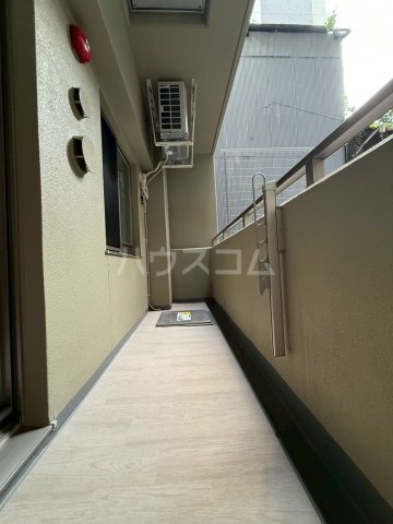 21/30 バルコニー