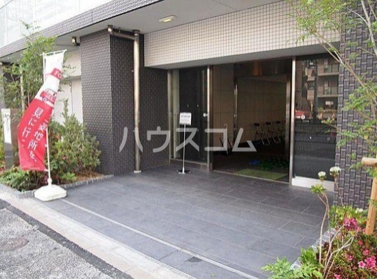 15/18 エントランス