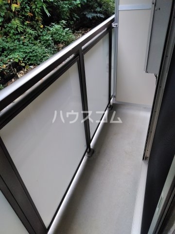 19/25 バルコニー