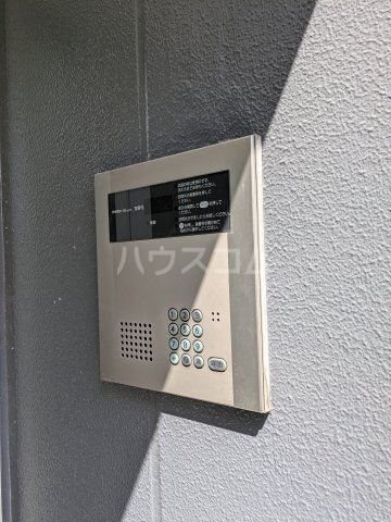 18/21 エントランス