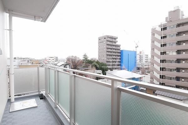 13/20 バルコニー