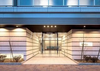 16/20 エントランス