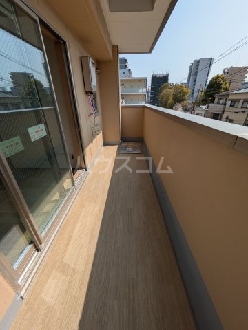 19/30 バルコニー