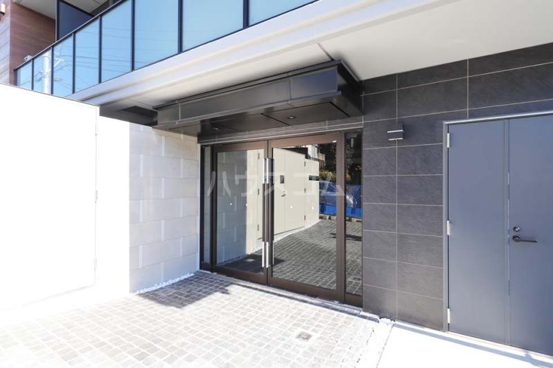 3/7 エントランス