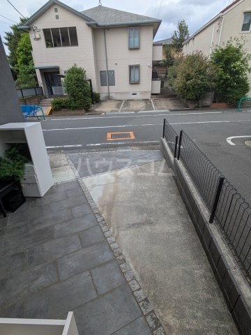 2/10 駐車場
