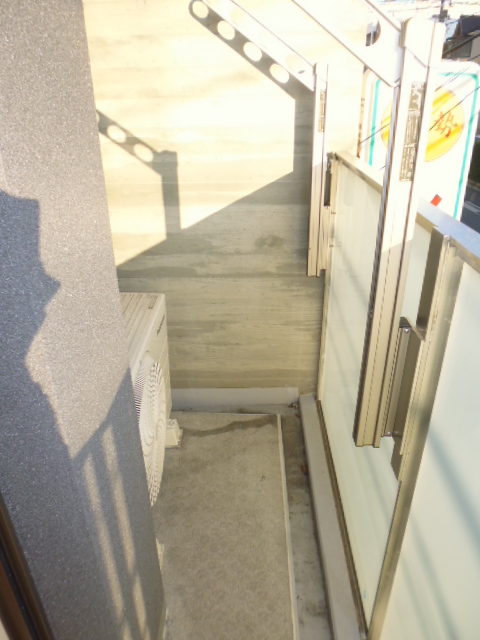 19/30 バルコニー