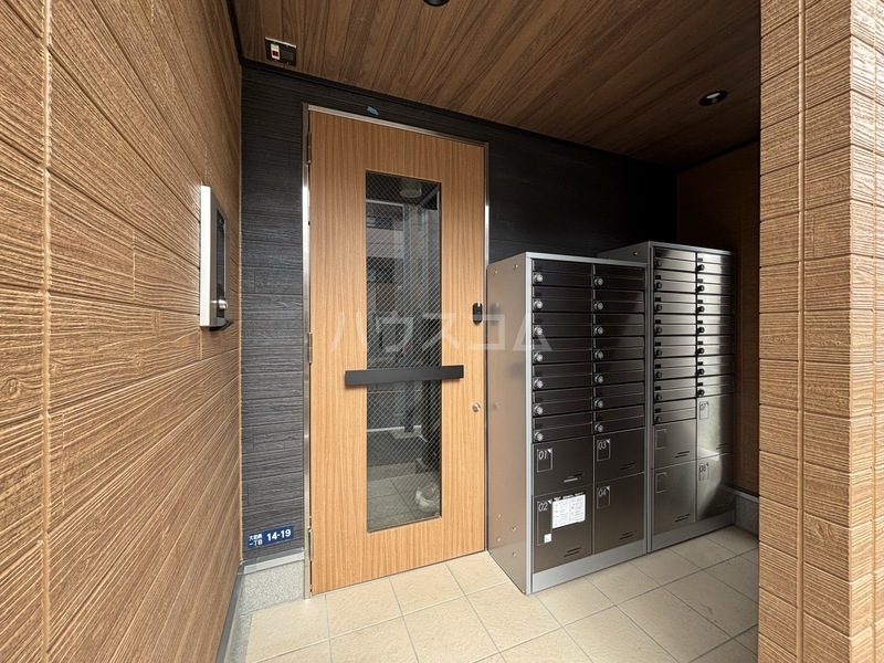 29/30 エントランス