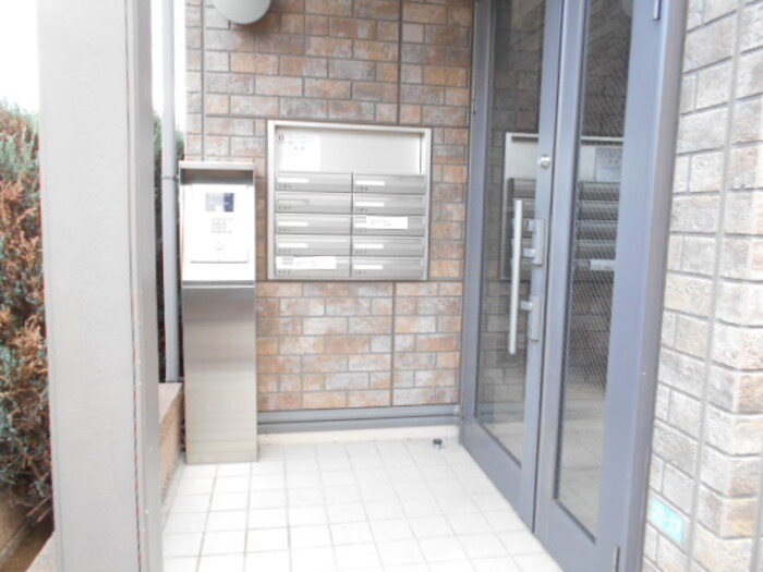 17/20 エントランス