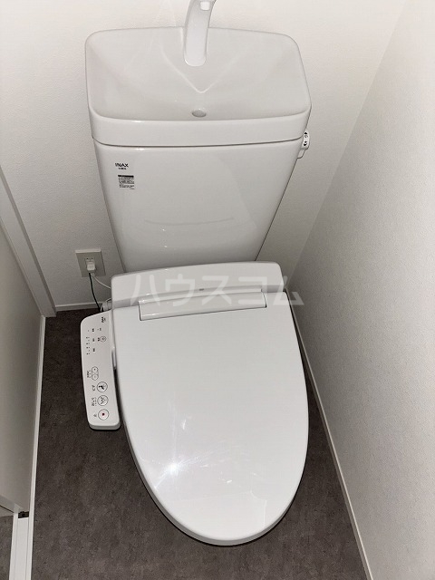 13/30 トイレ