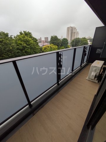 17/30 バルコニー