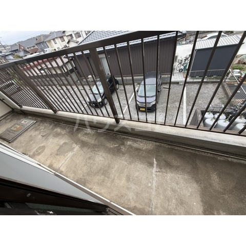 25/28 バルコニー