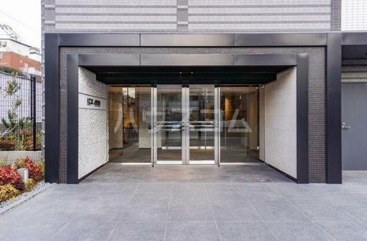 14/20 エントランス