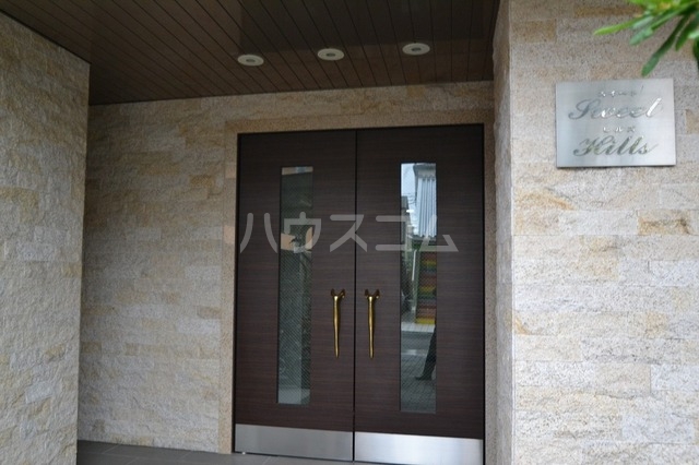 15/25 エントランス