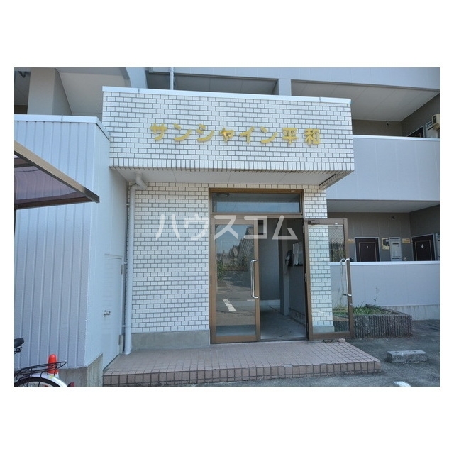 15/26 エントランス