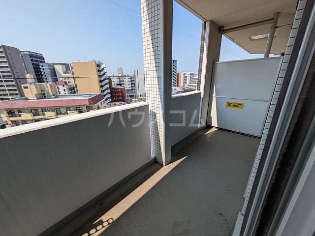 23/30 バルコニー