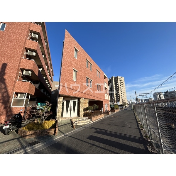 15/18 エントランス