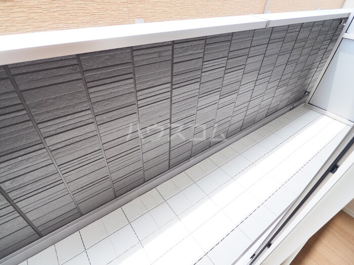 13/27 バルコニー