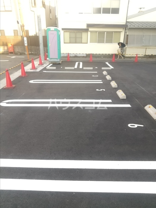 18/26 駐車場