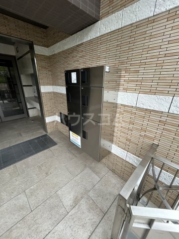 26/30 エントランス