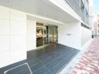 17/19 エントランス