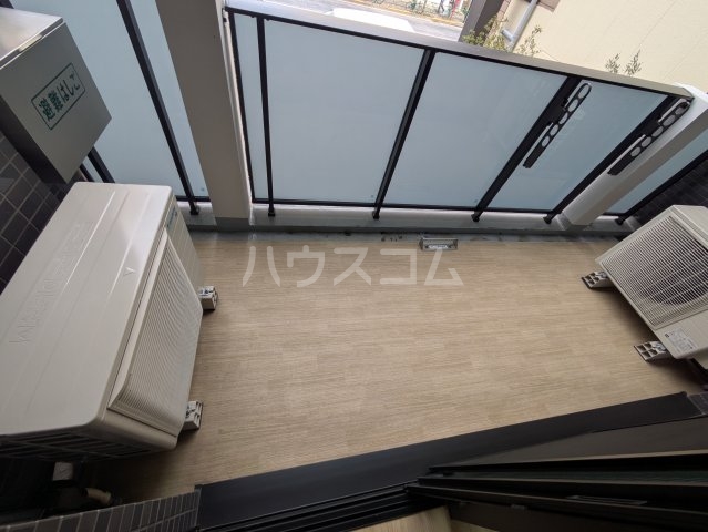 21/30 バルコニー