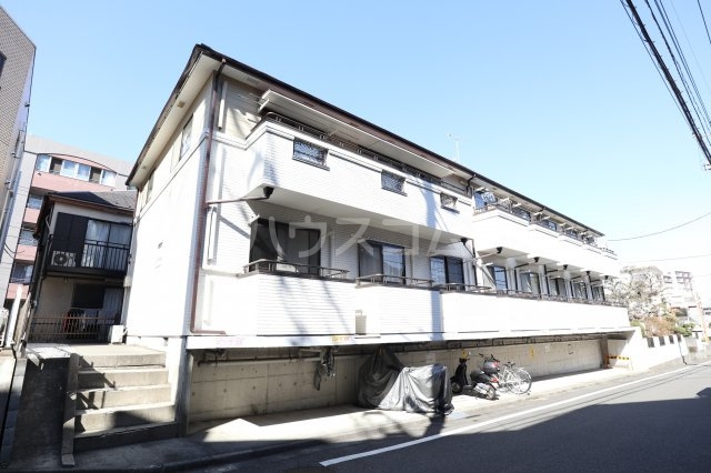 18/24 エントランス