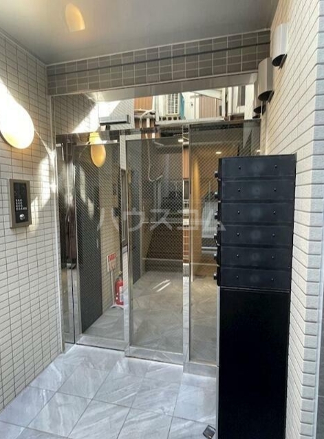 2/6 エントランス