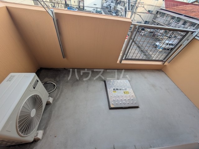 22/28 バルコニー