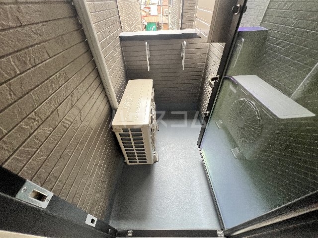 19/30 バルコニー