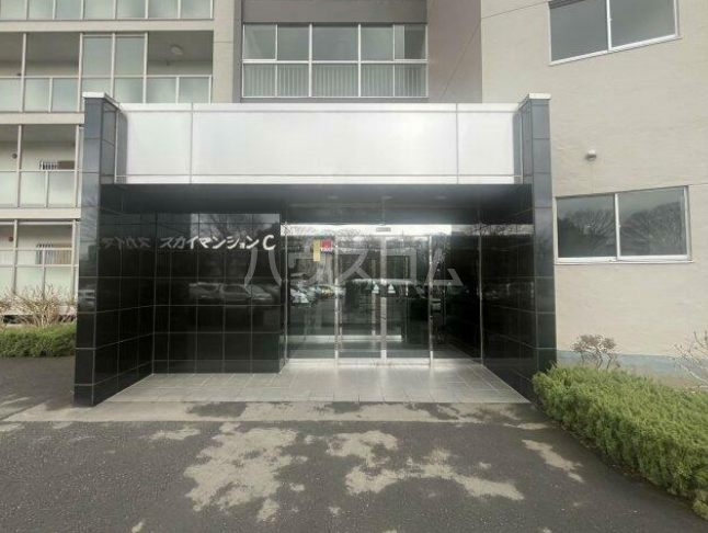 19/29 エントランス