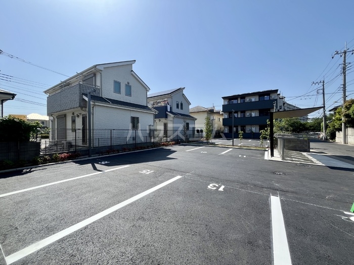 20/22 駐車場