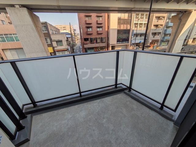 20/28 バルコニー