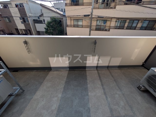 20/28 バルコニー