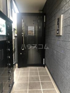 2/6 エントランス