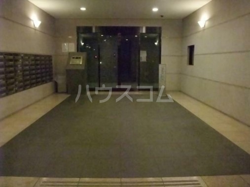 15/25 エントランス