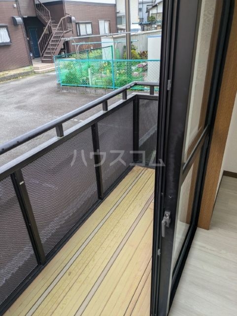 17/26 バルコニー