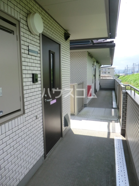 3/7 エントランス