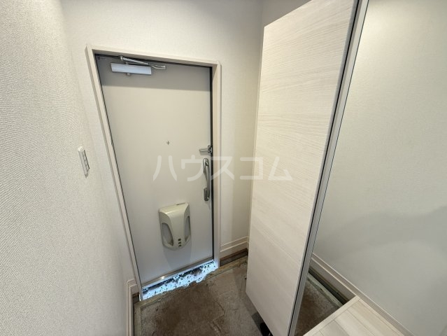 13/30 玄関