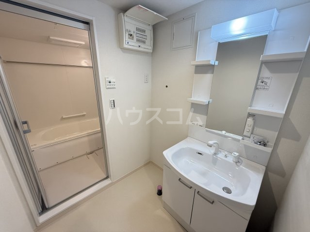 21/30 洗面