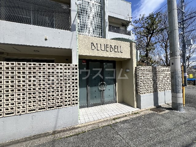 25/30 エントランス