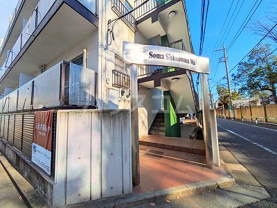 16/25 エントランス