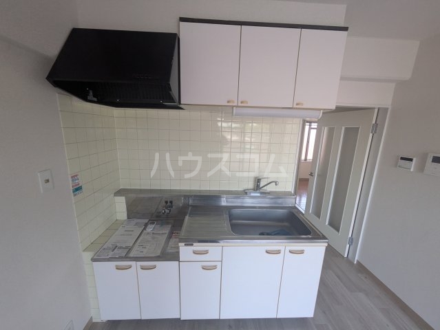 16/30 キッチン