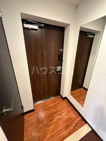 15/30 玄関