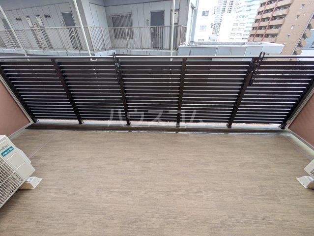 13/29 バルコニー