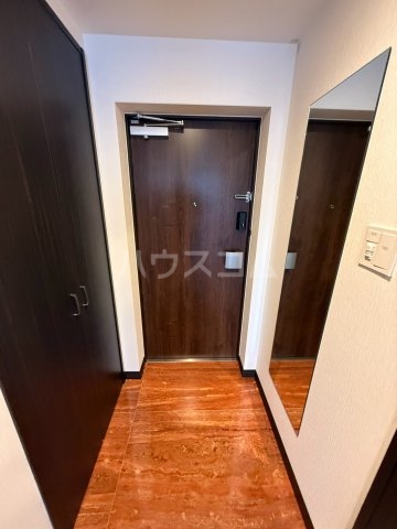 17/30 玄関