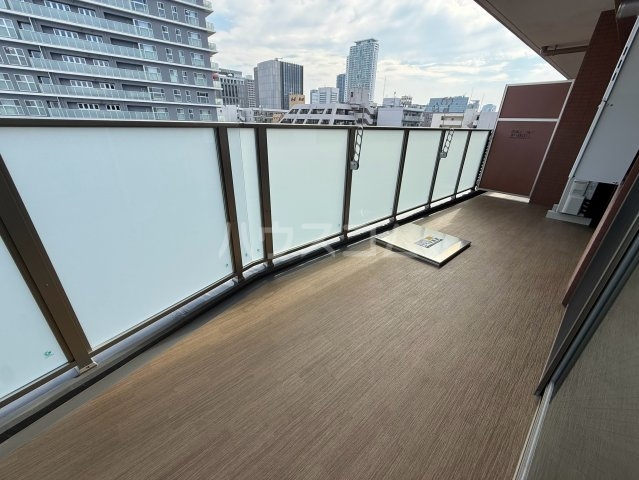 26/30 バルコニー