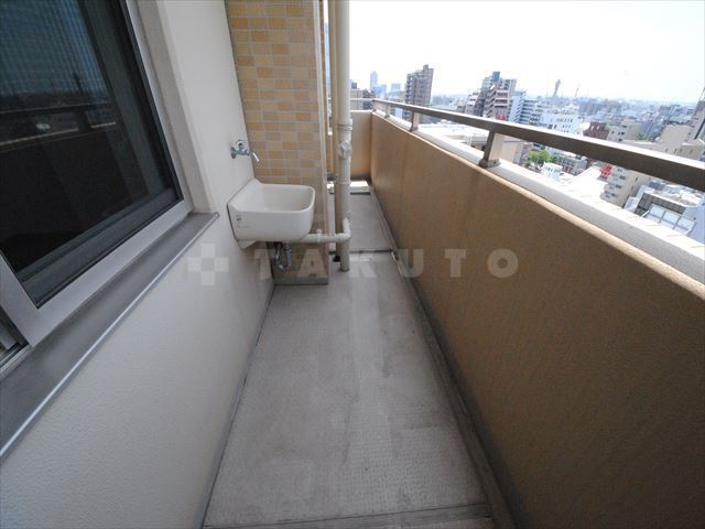 23/30 バルコニー